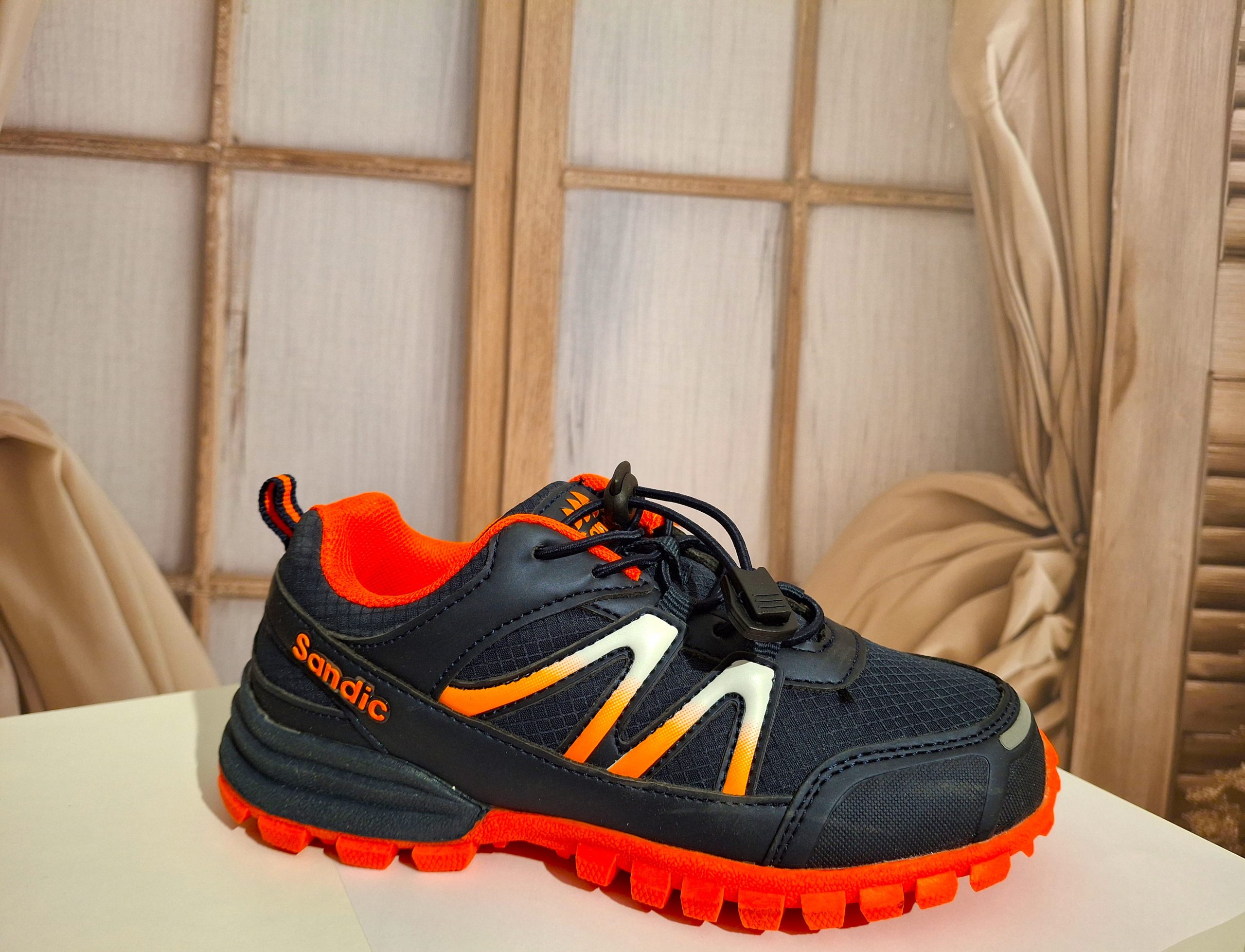 Buty dziecięce sportowe
