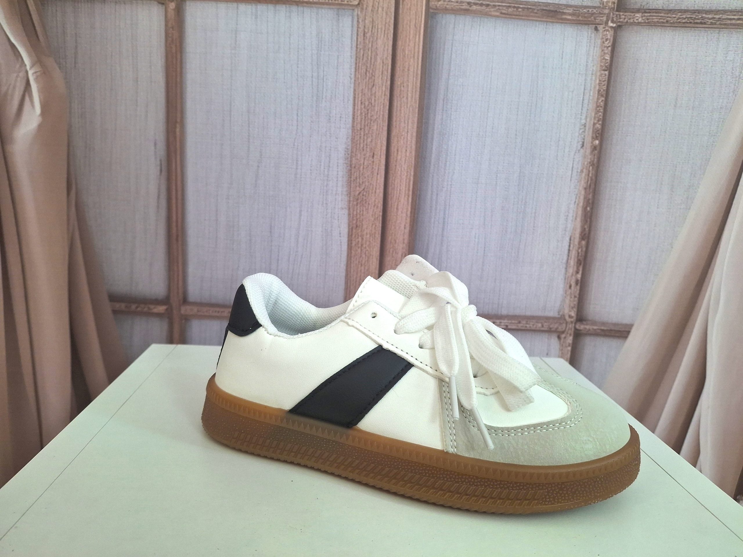 Sneakersy dziewczęce