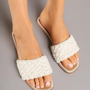 Białe Klapki z Koralikami z Stylu Boho